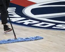 星空娱乐入口 -关于华盛顿奇才训练开放日，今晚更衣室发声引欢呼，国王杯在即，临场指挥获称赞的信息